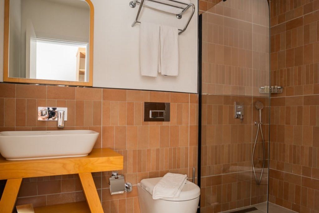 rooms-large-superior-double-room