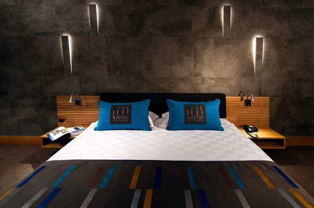 rooms-standard-room-land-view-french-balcony