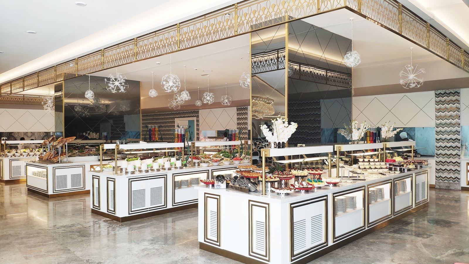 restaurants-la-carde-main-restaurant