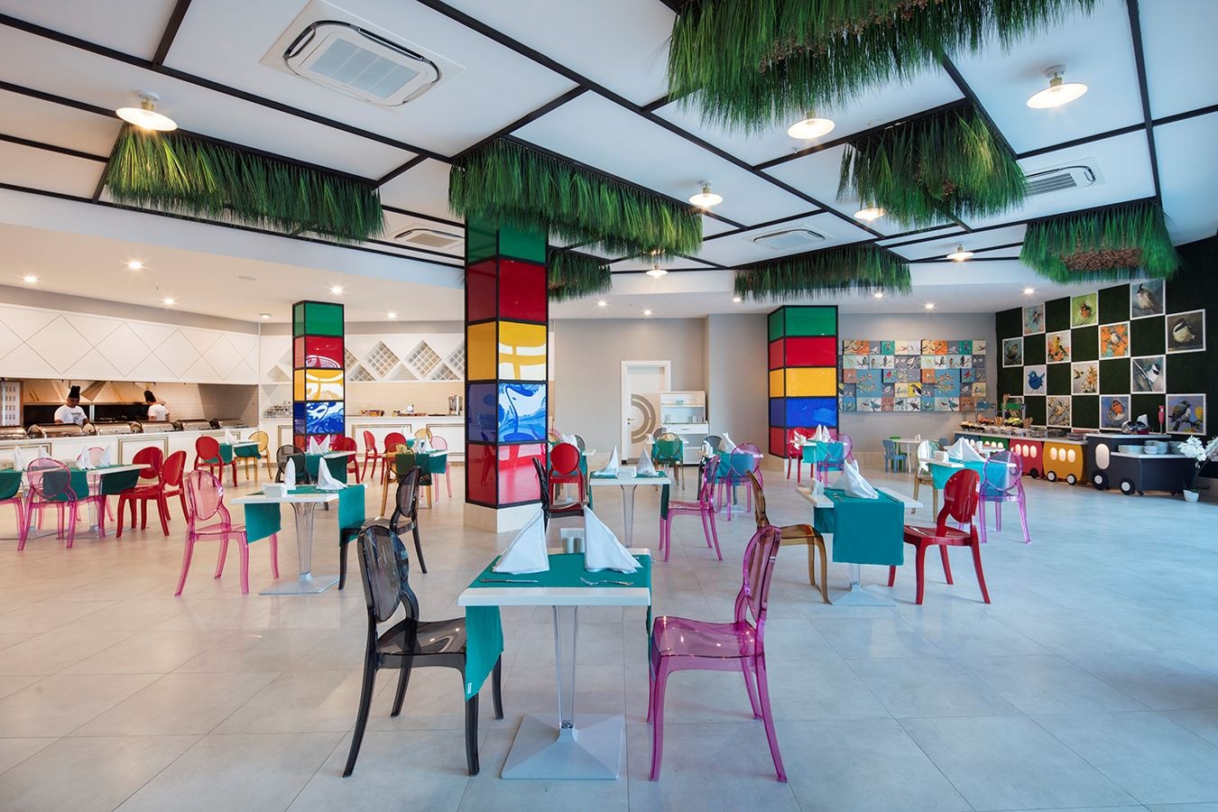 restaurants-la-carde-main-restaurant