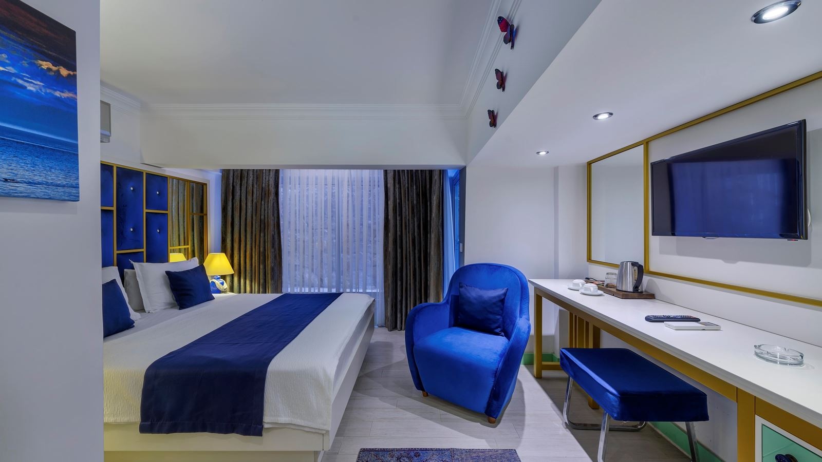 rooms-deluxe-land-view-room