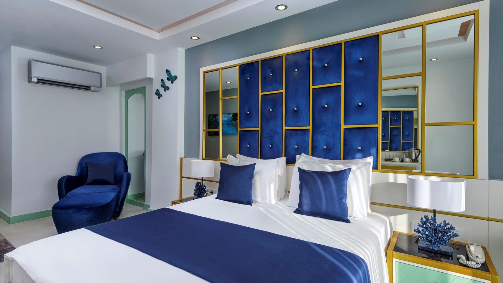 rooms-deluxe-sea-view-room