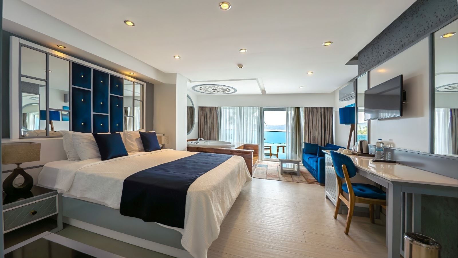 rooms-honeymoon-suite