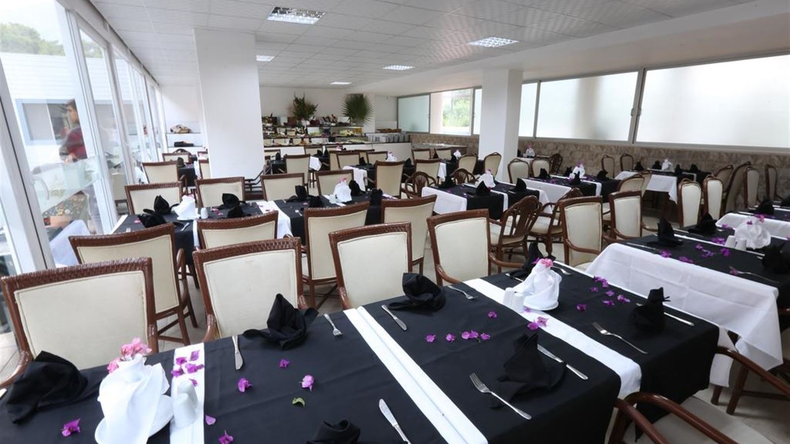 restaurants-main-restaurant