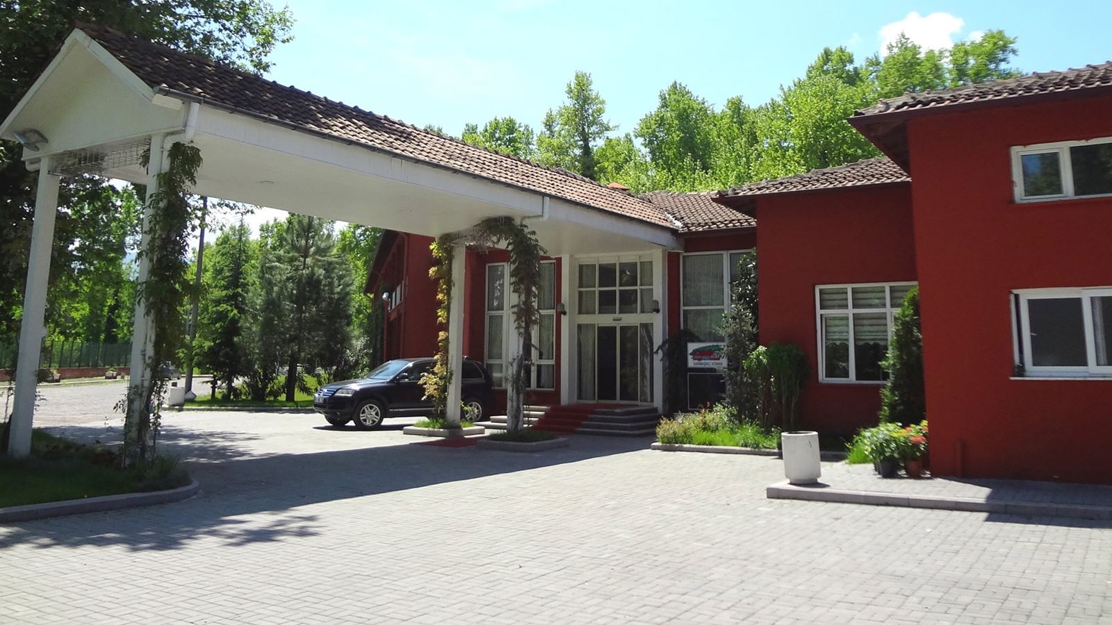 general-main-building