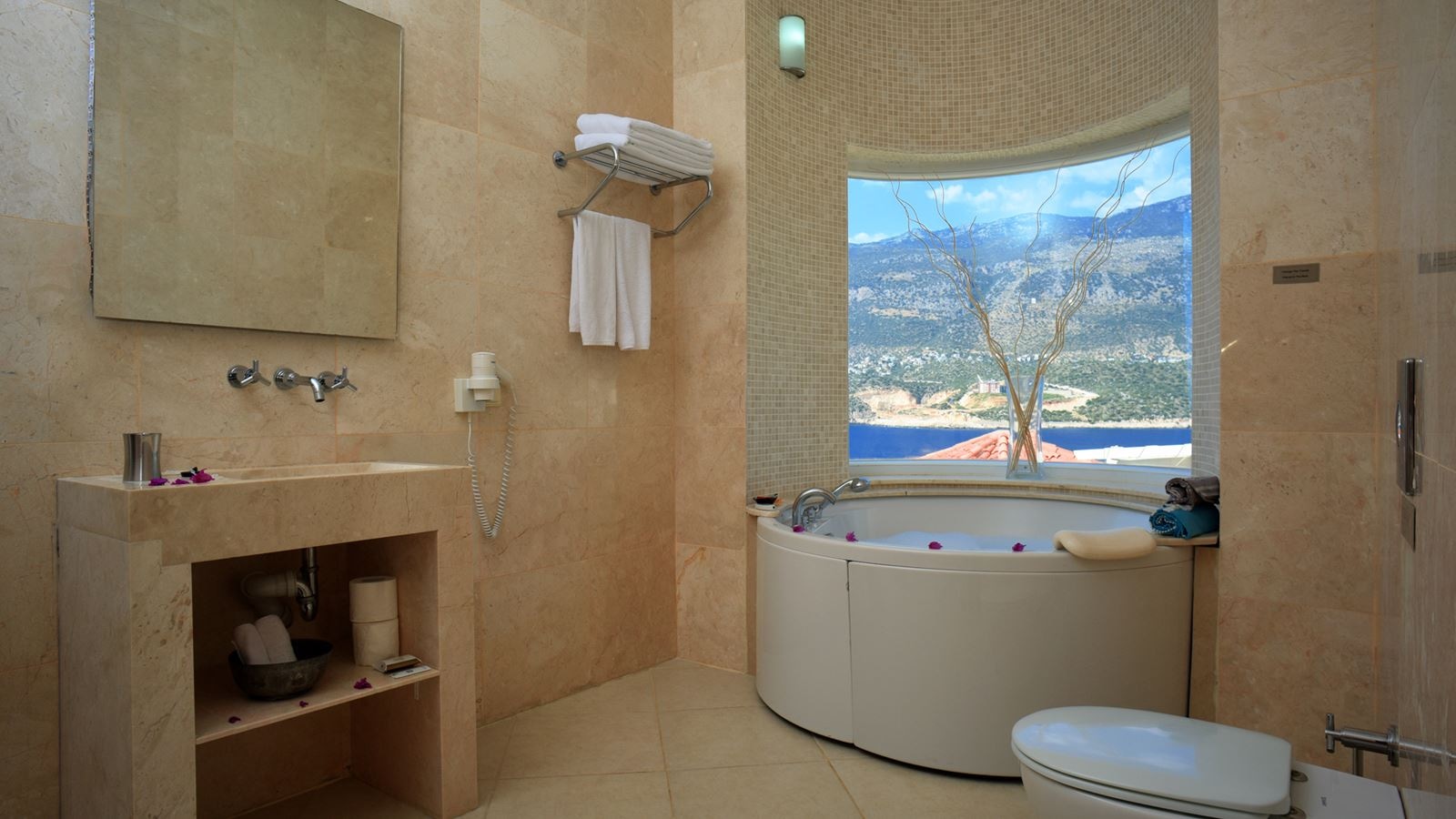 rooms-waterfront-pool-villa