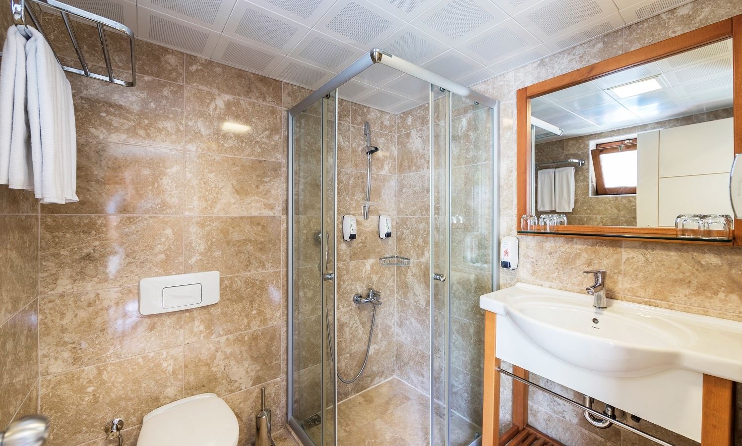 rooms-family-village-room