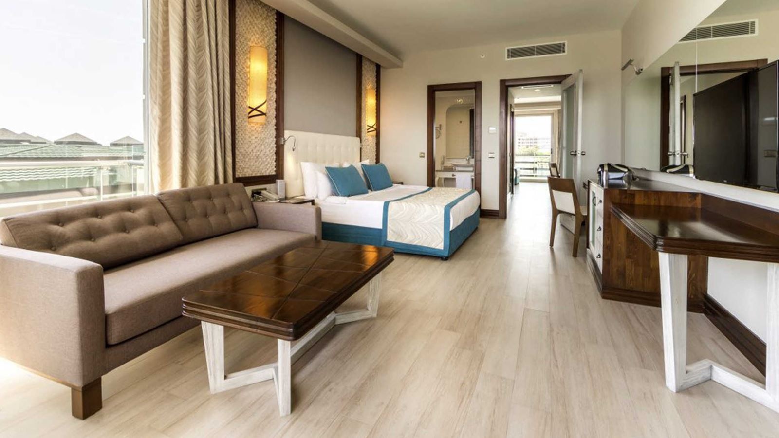 rooms-family-lagoon-room