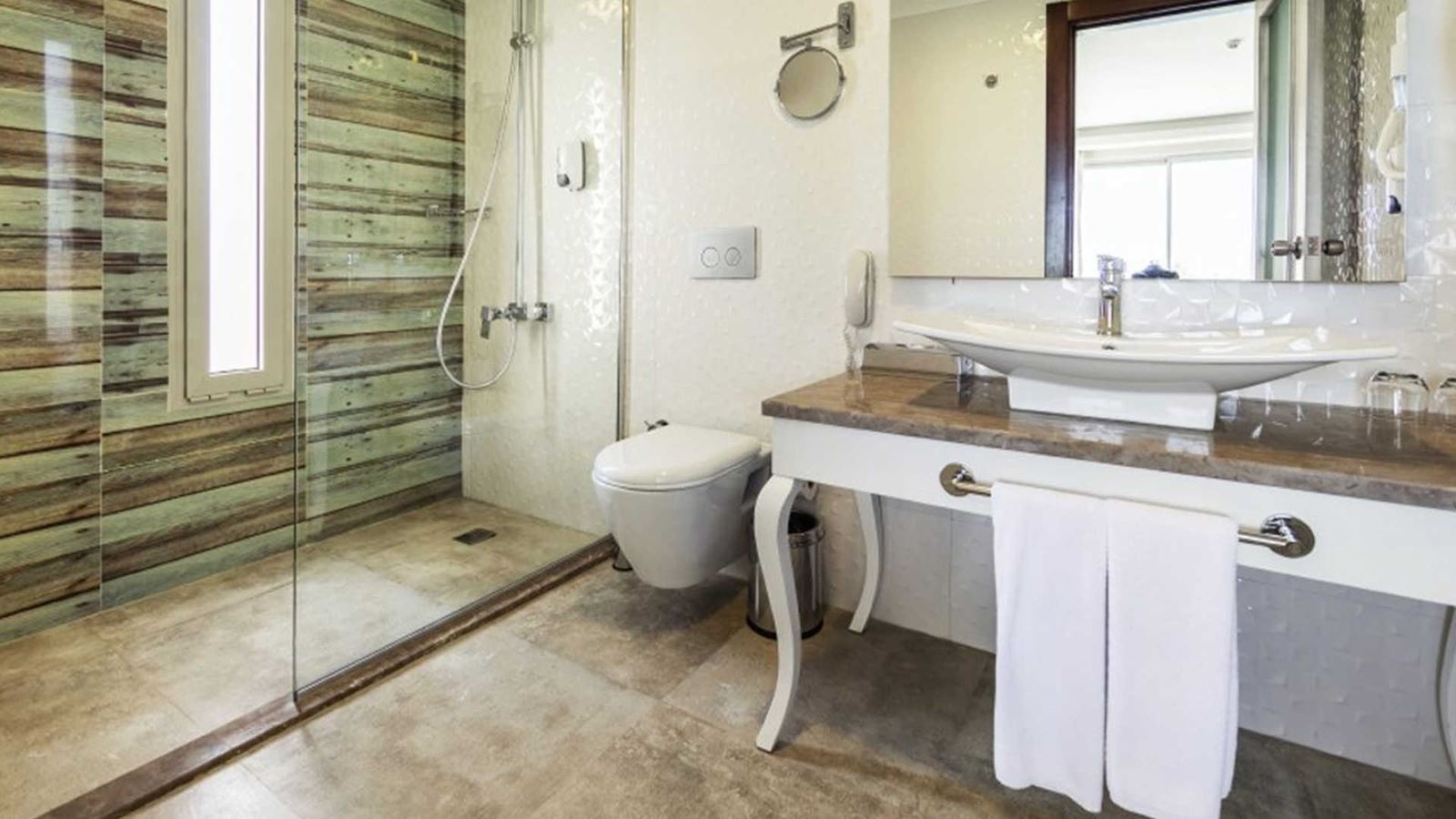 rooms-family-lagoon-room