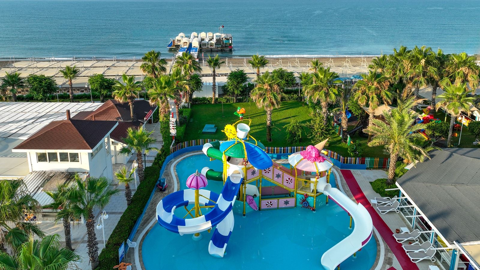 pools-outdoor-childrens-pool