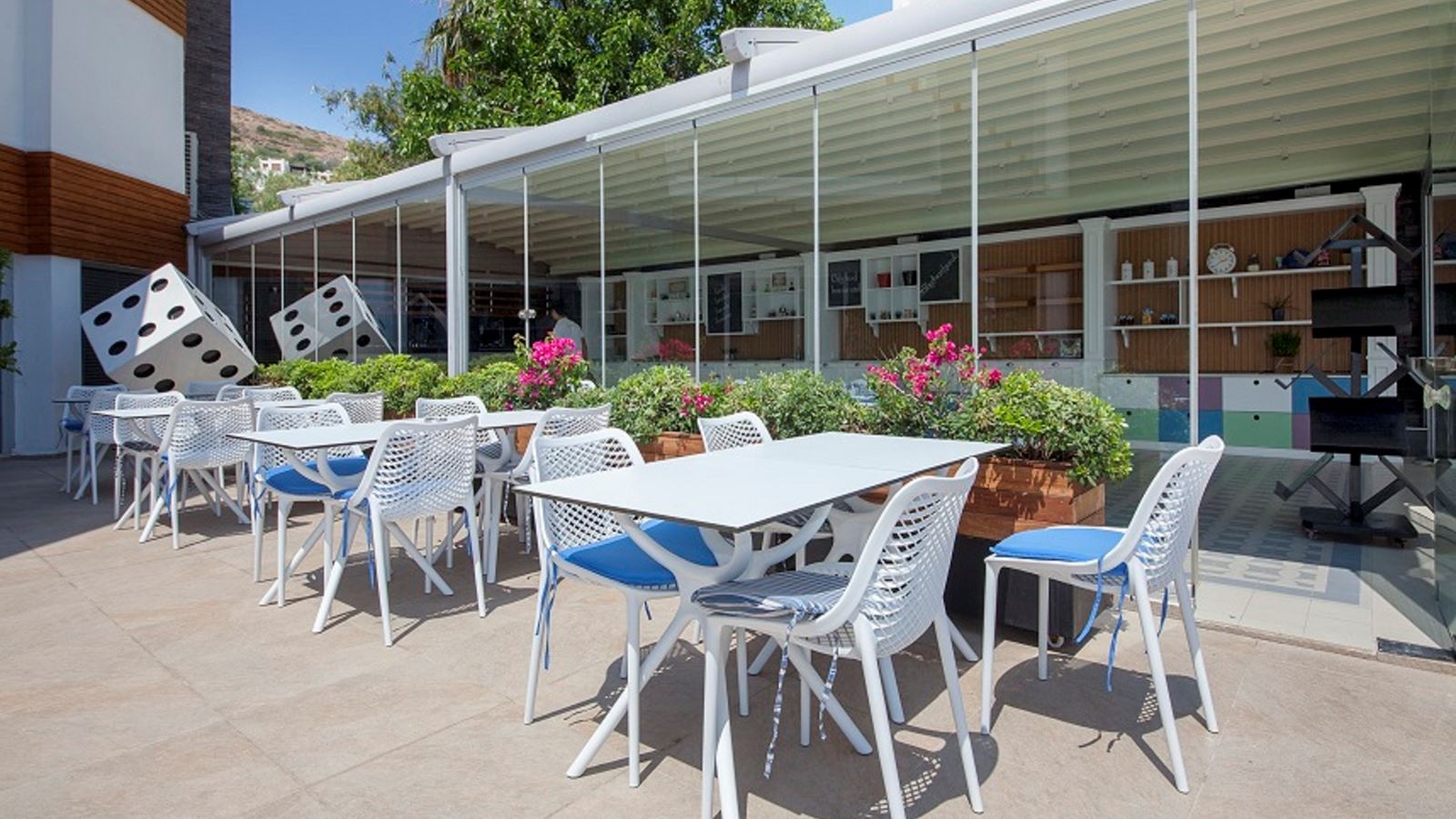 restaurants-the-buffet-restaurant