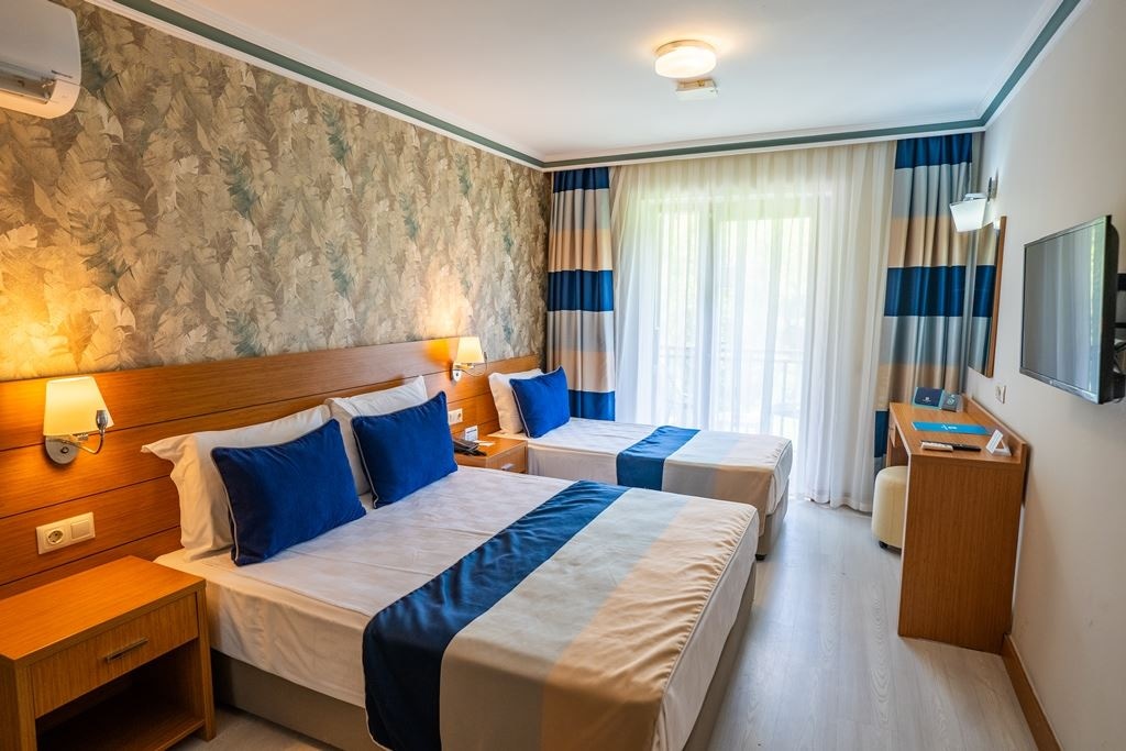 rooms-standard-room-garden-view