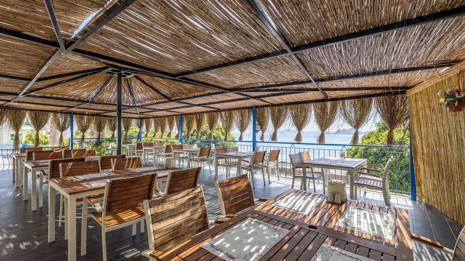 restaurants-main-restaurant