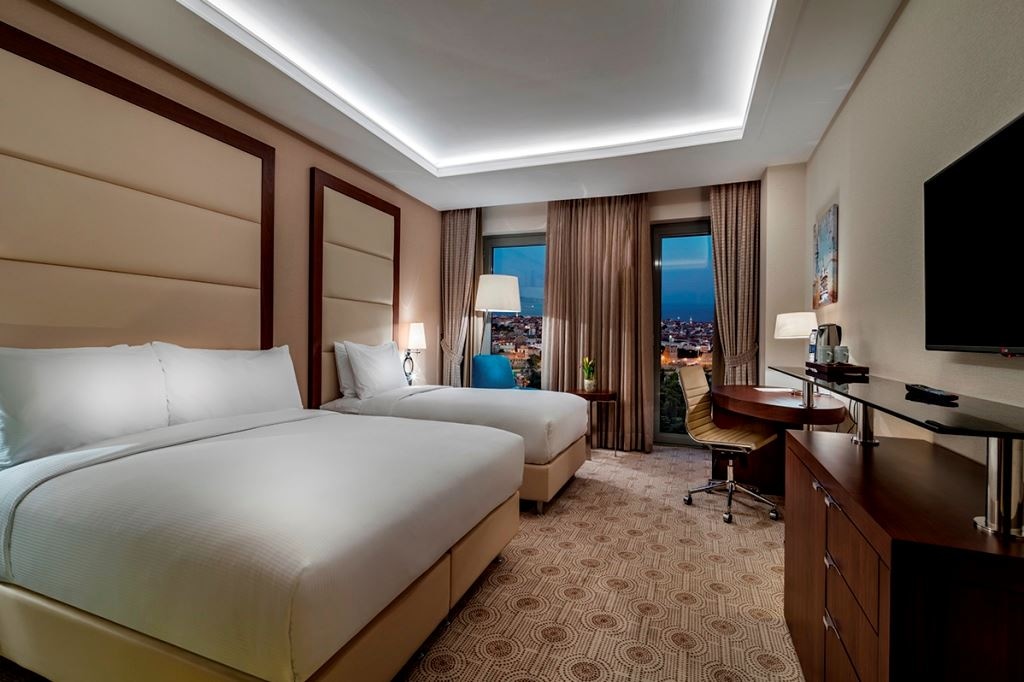 rooms-deluxe-room-sea-view