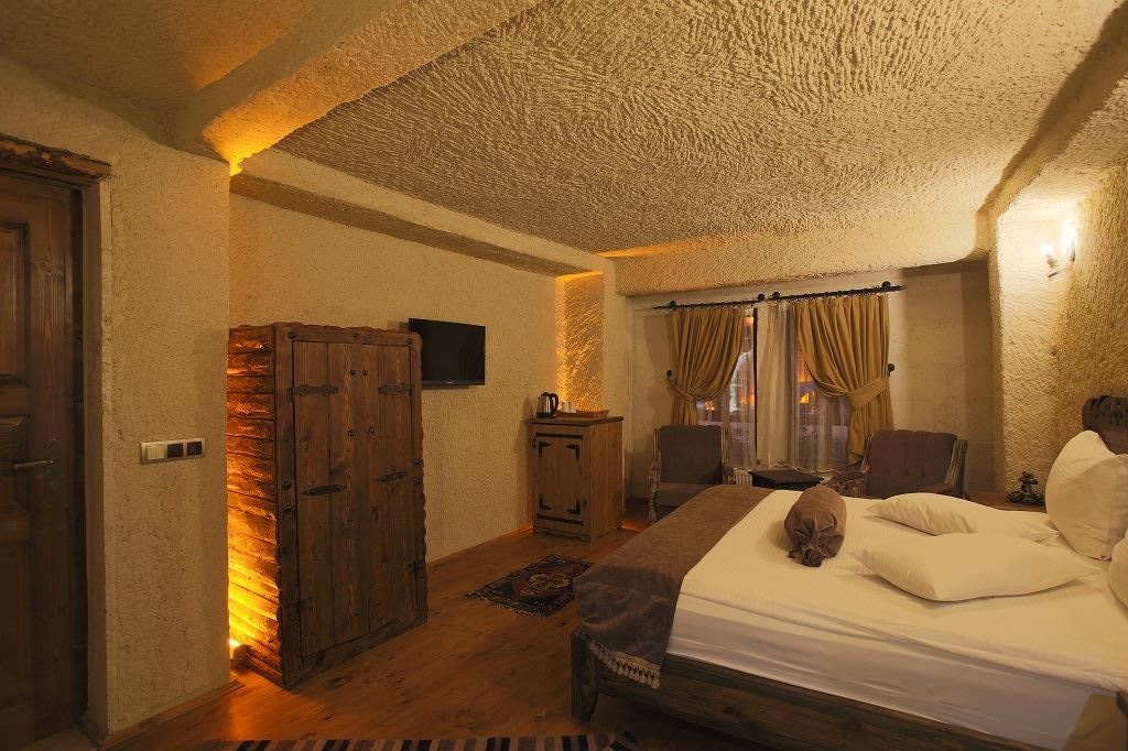 rooms-tokali-deluxe-cave-room