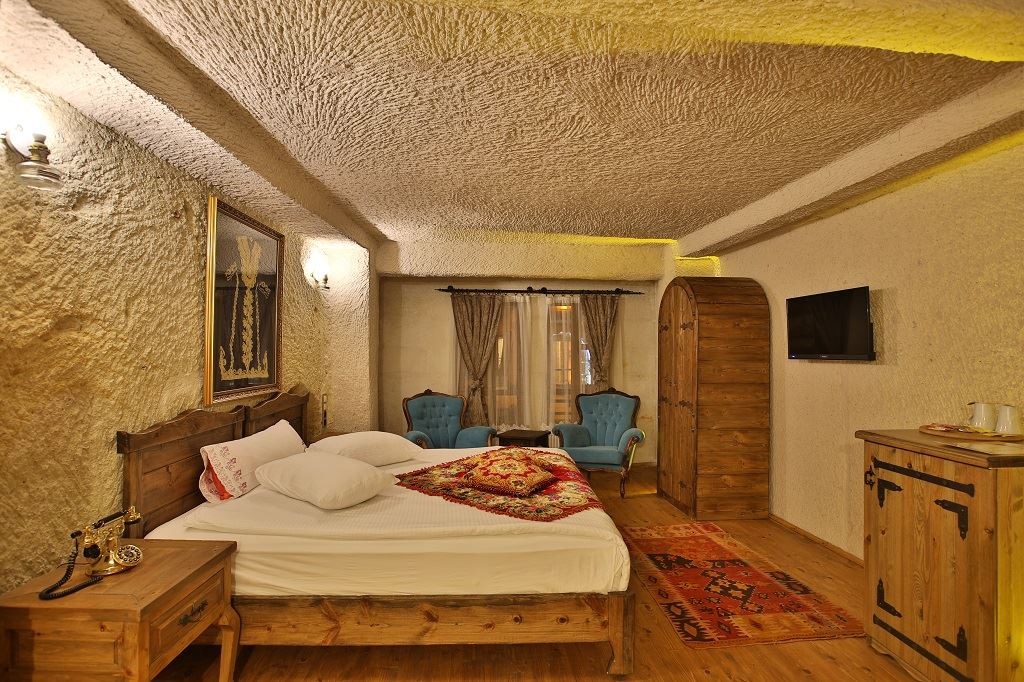 rooms-uzengi-cave-suite