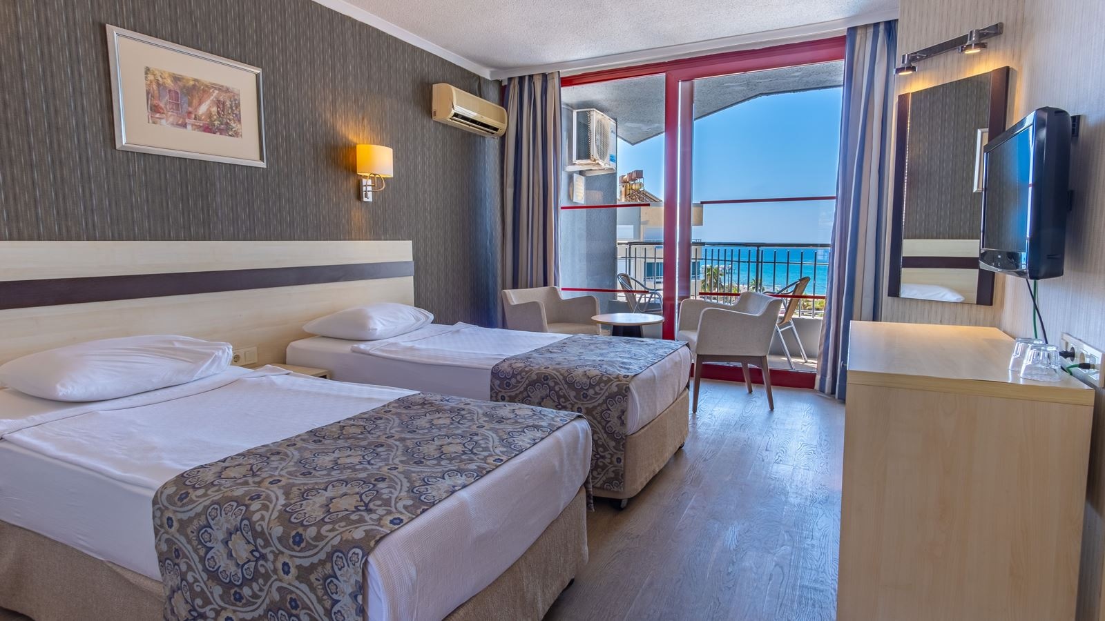 rooms-front-block-standard-room