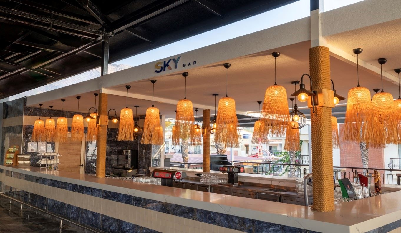 bars-sky-bar
