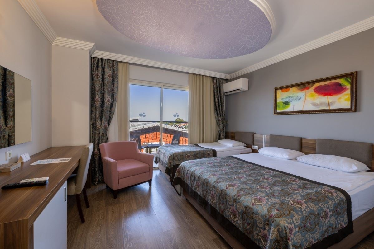 rooms-standard-room-land-view