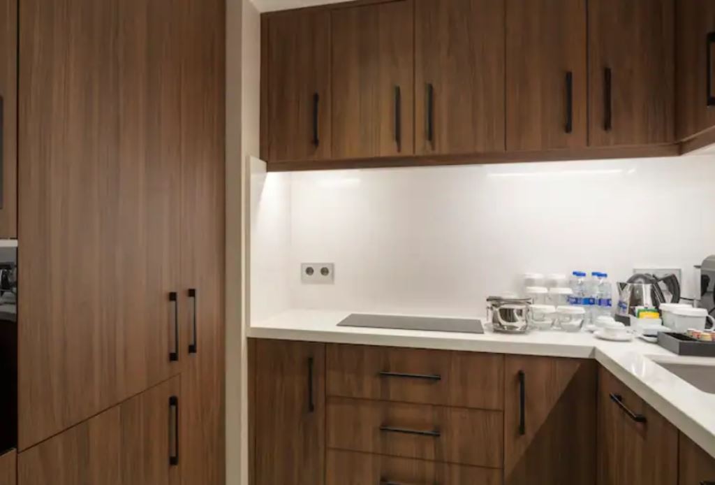 rooms-bosphorus-suite-with-kitchen