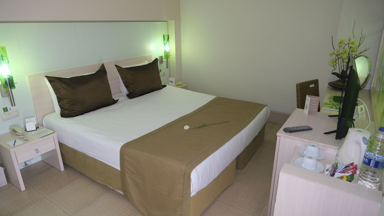 rooms-standard-room-park-buldings