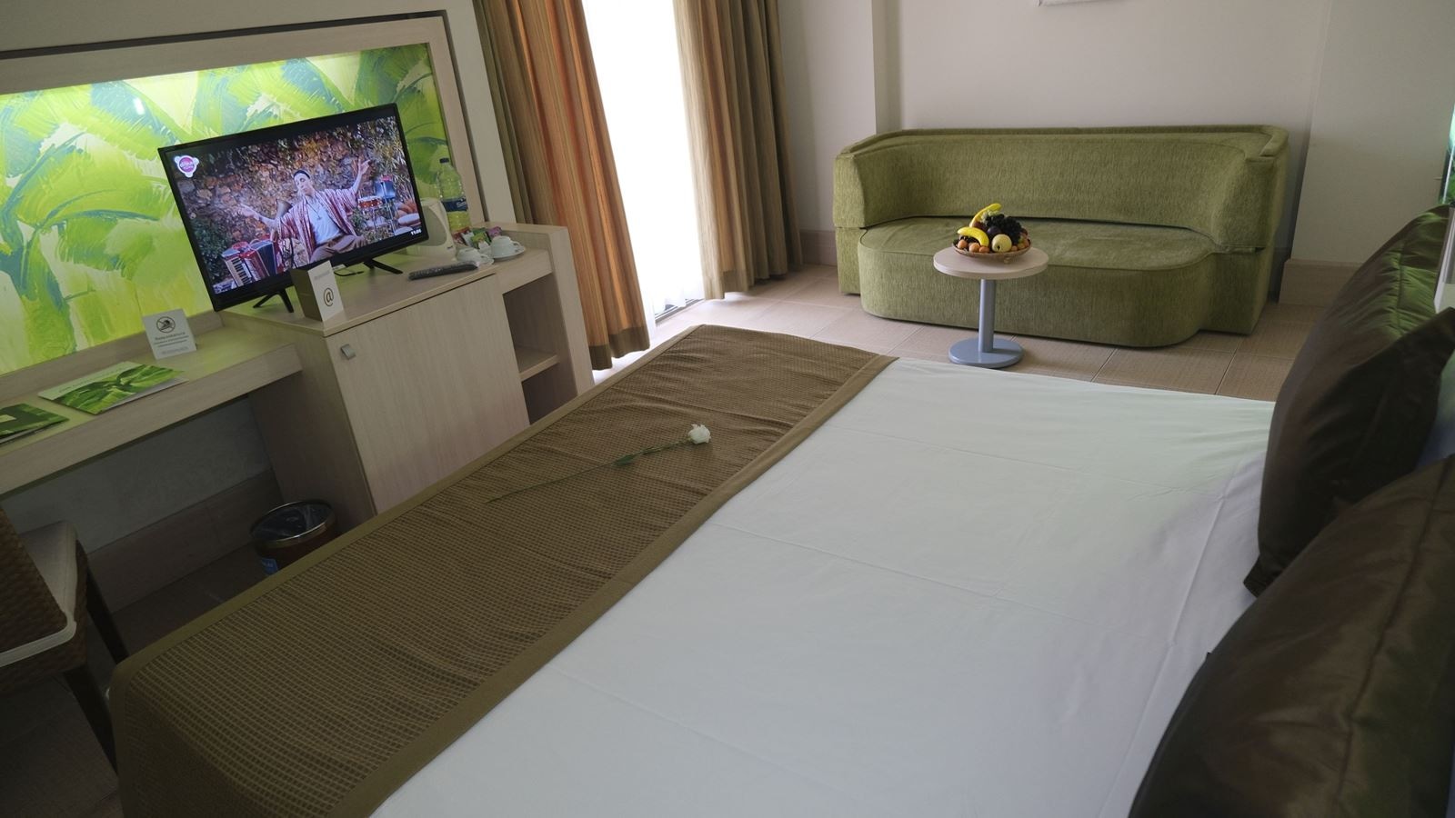 rooms-standard-room-main-buldings