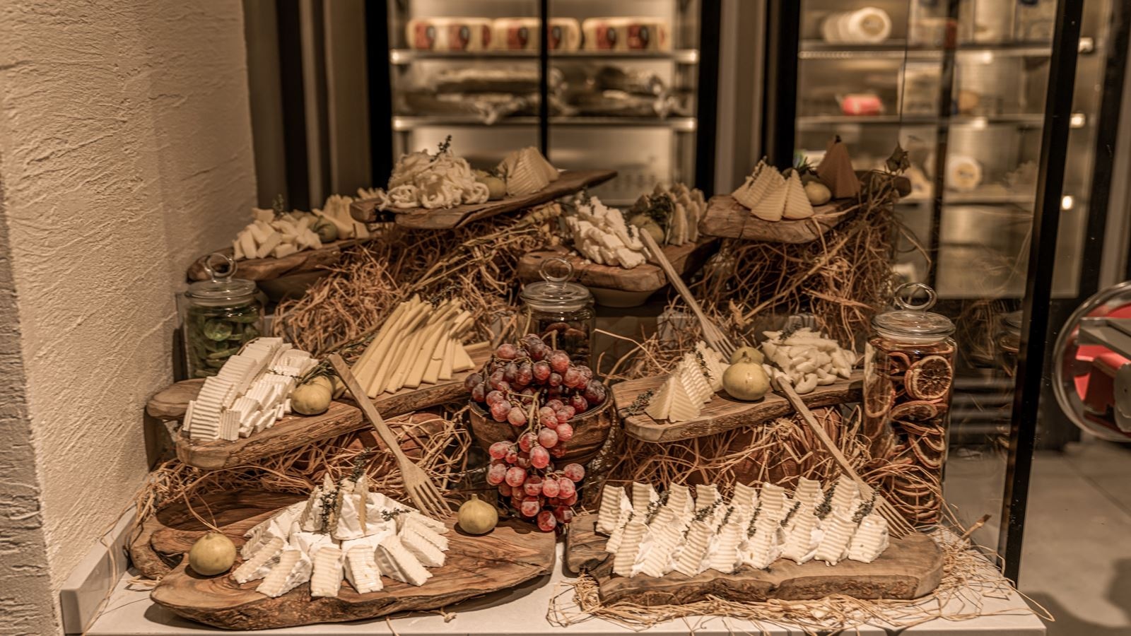 restaurants-main-restaurant