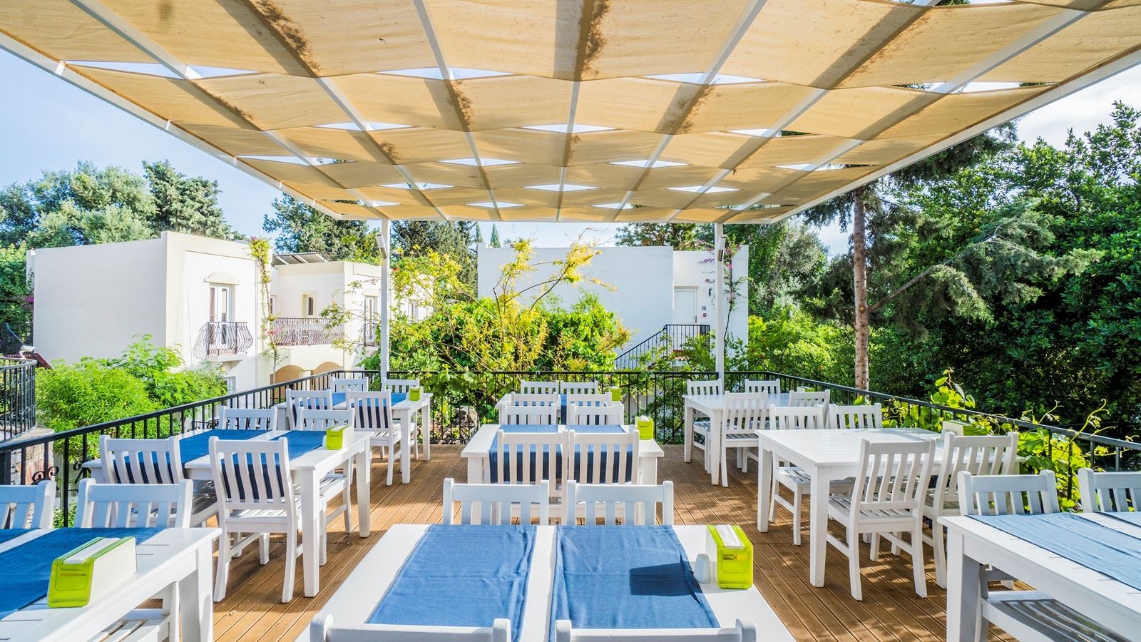 restaurants-main-restaurant