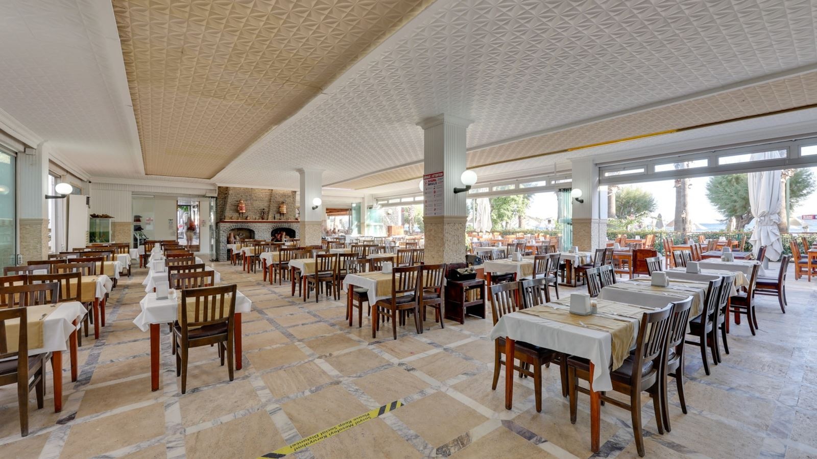 restaurants-restaurants