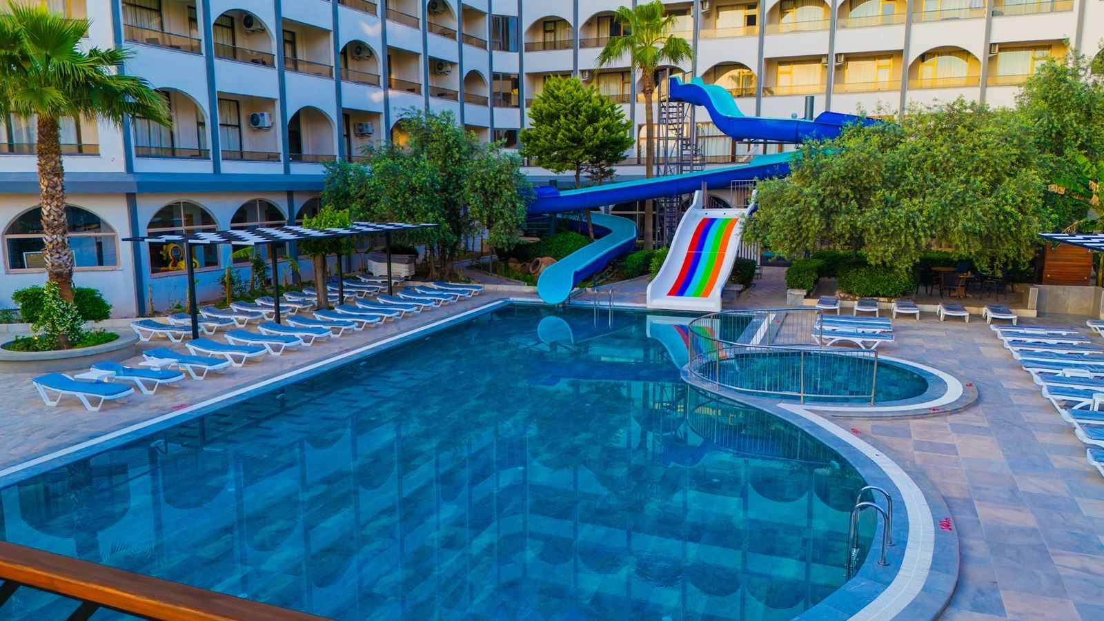 water-park-water-park