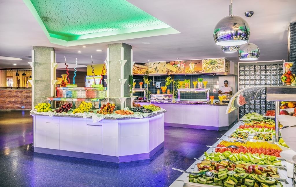 restaurants-beer--schnitzel-garden