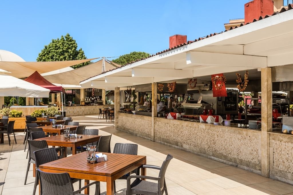 restaurants-beer--schnitzel-garden