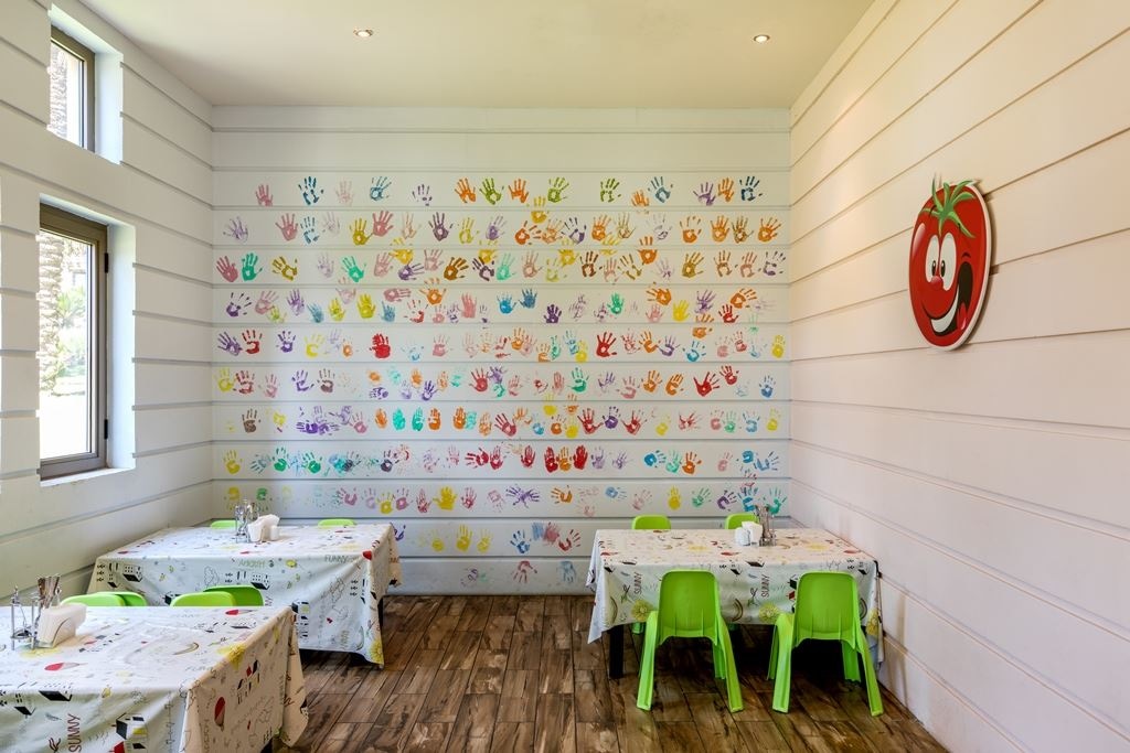 restaurants-beer--schnitzel-garden