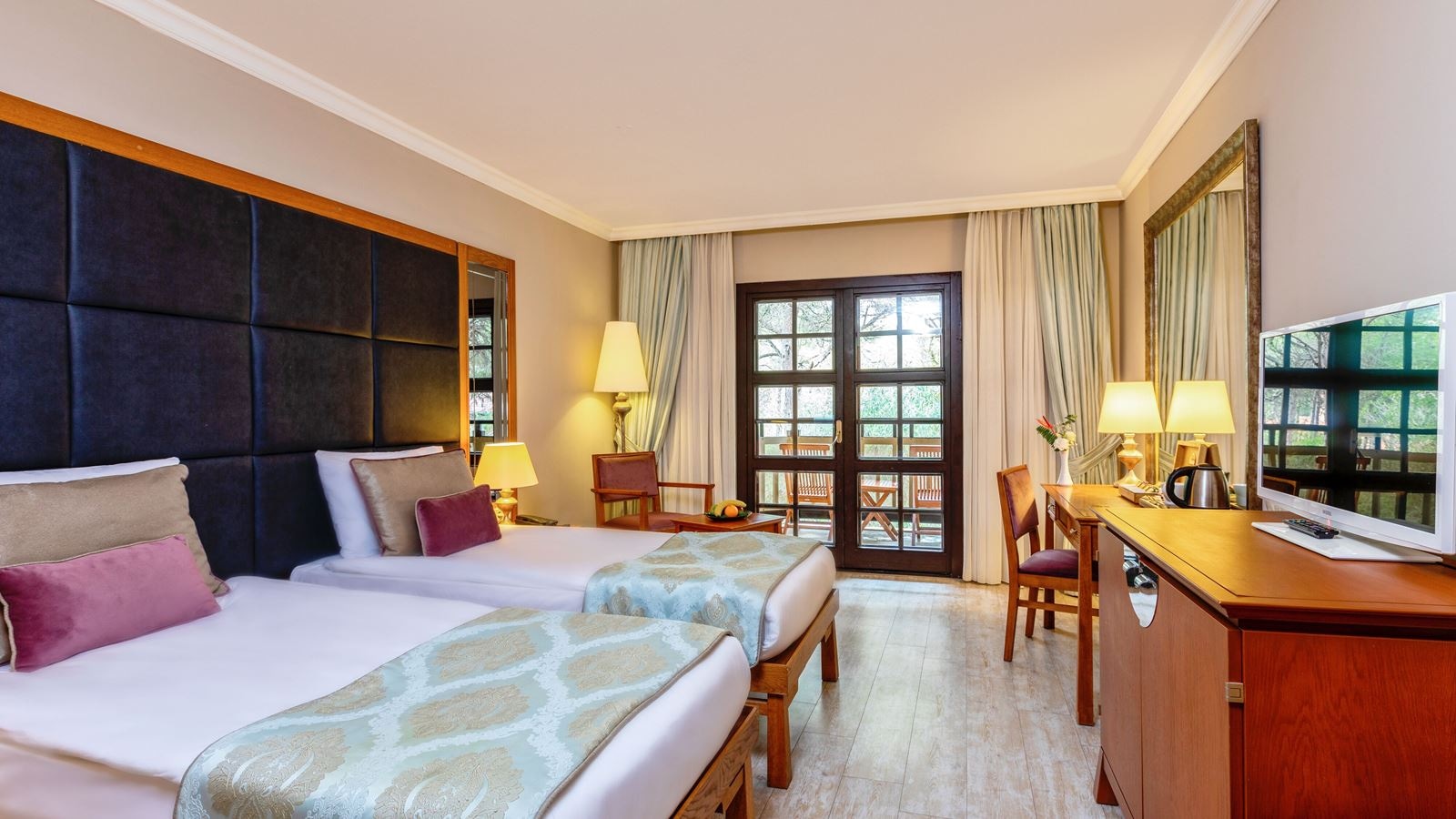 rooms-village-standard-room