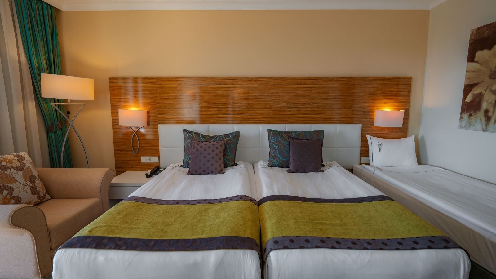 rooms-palace-standard-room-main-building