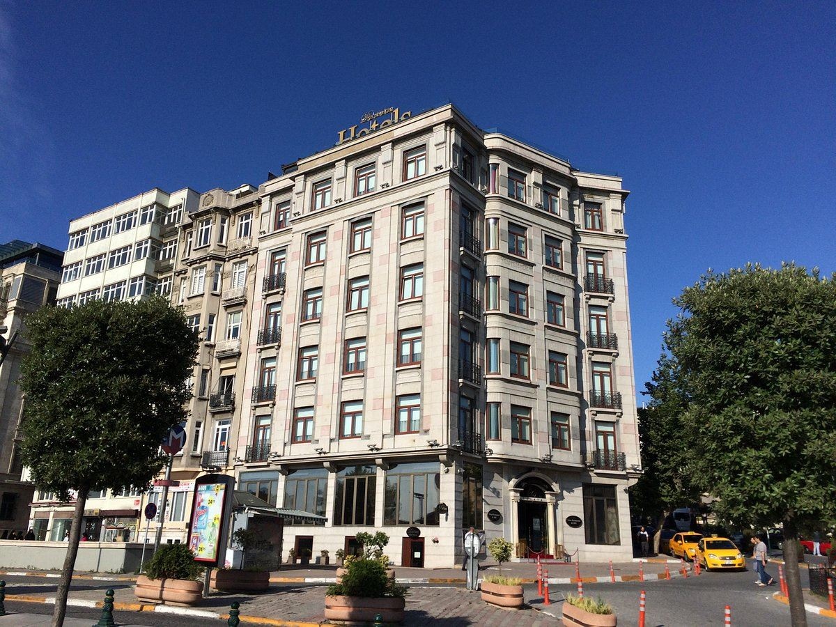 general-main-building