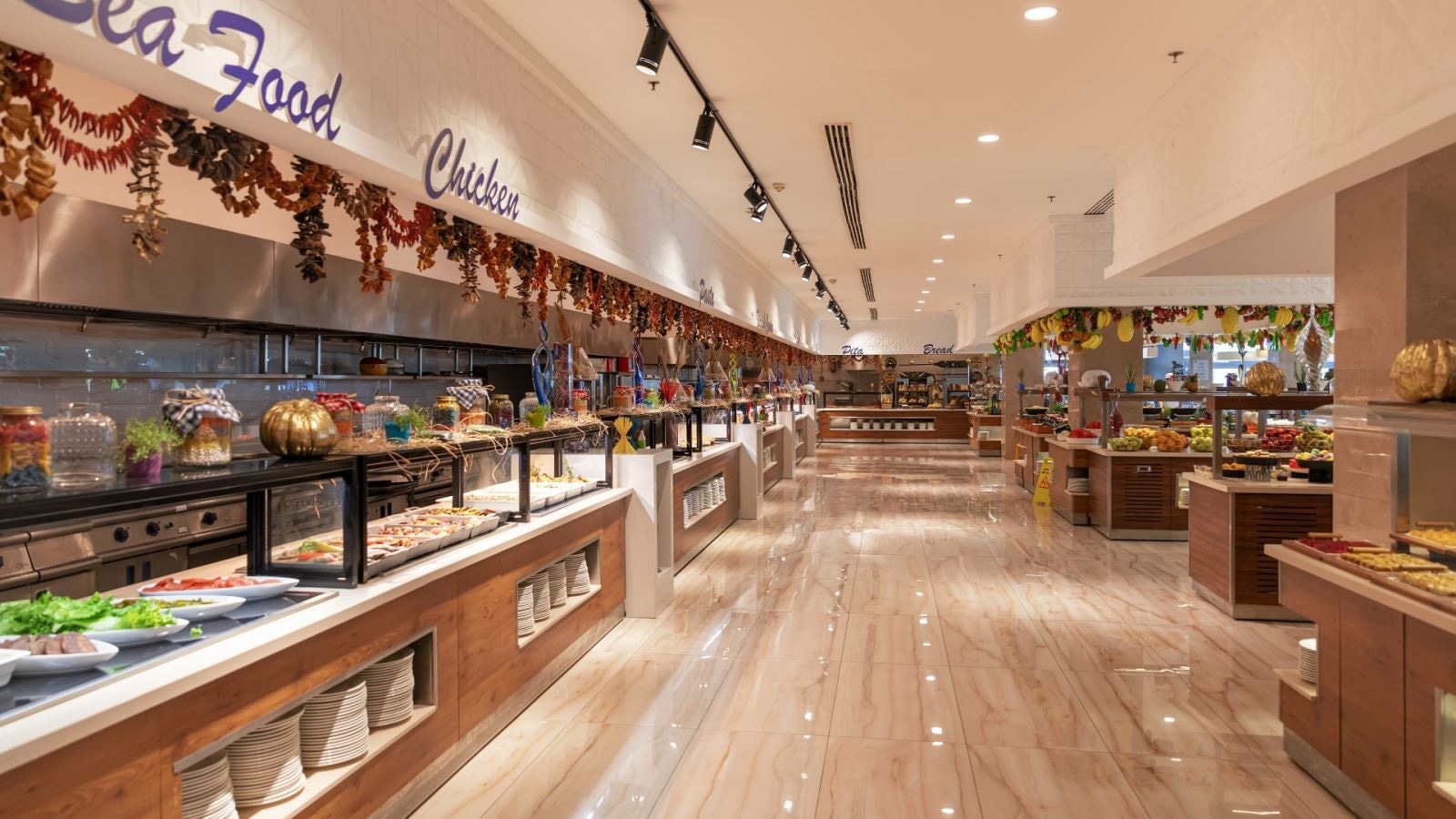 restaurants-crystal-restaurant