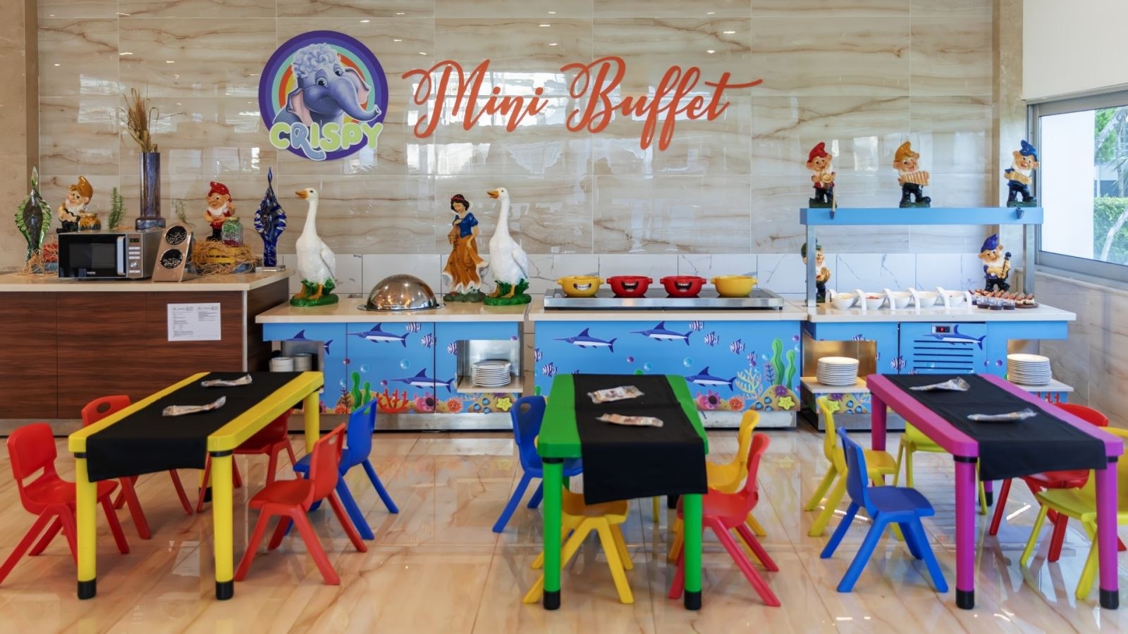 restaurants-crystal-restaurant