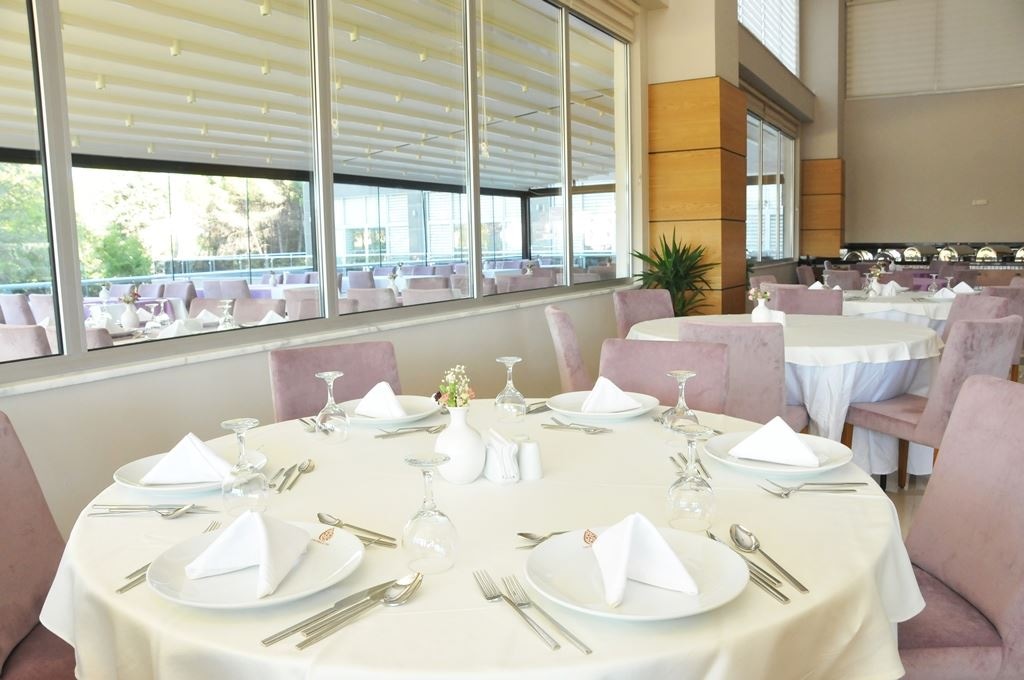 restaurants-main-restoran