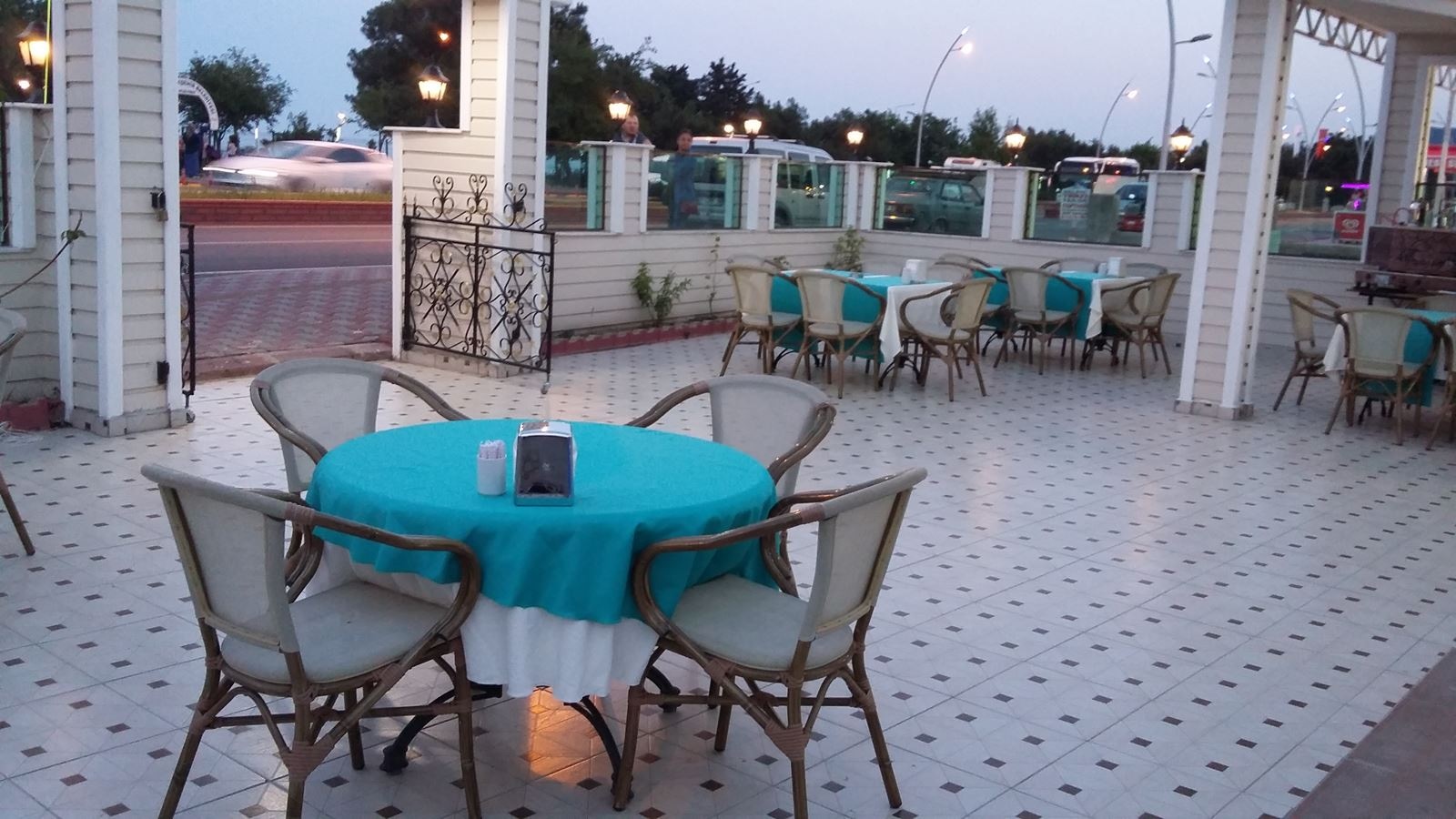 restaurants-otel-restauranti