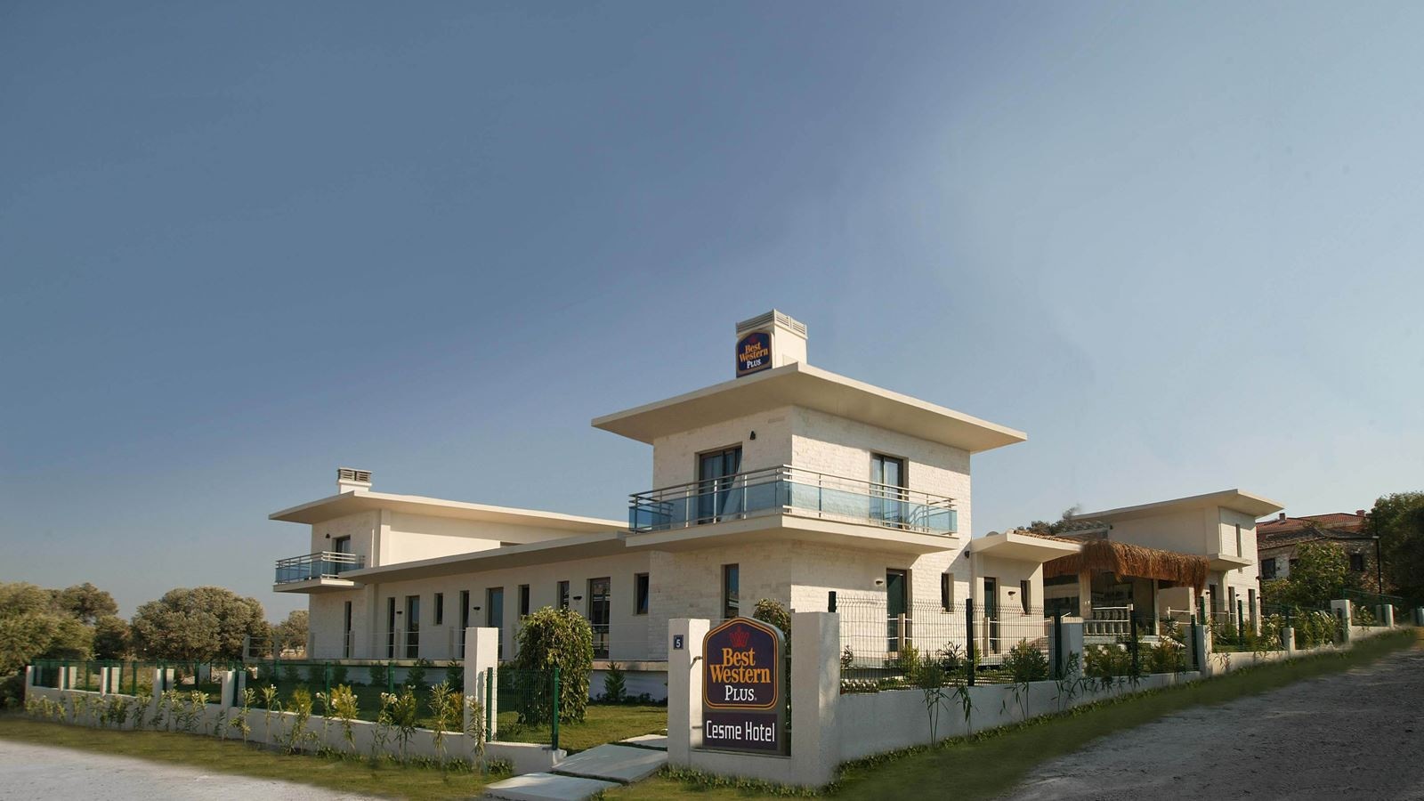 general-main-building