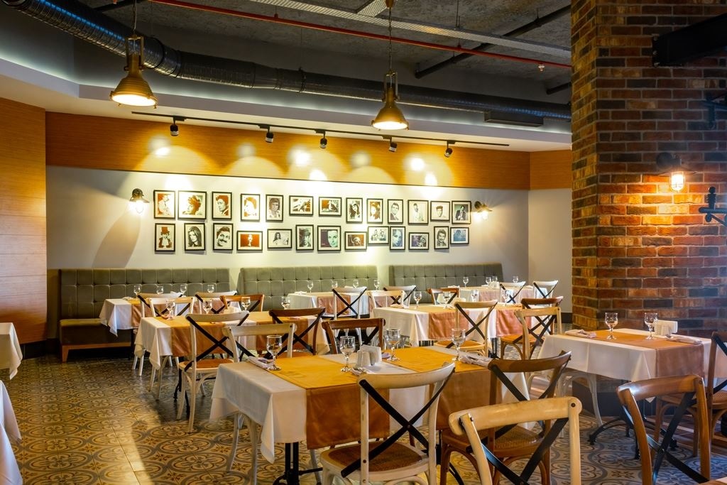 restaurants-main-restaurant