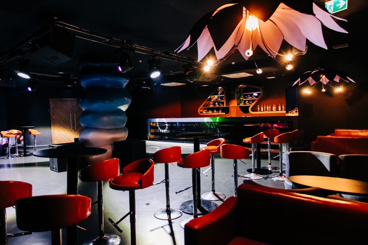 bars-disco-bar