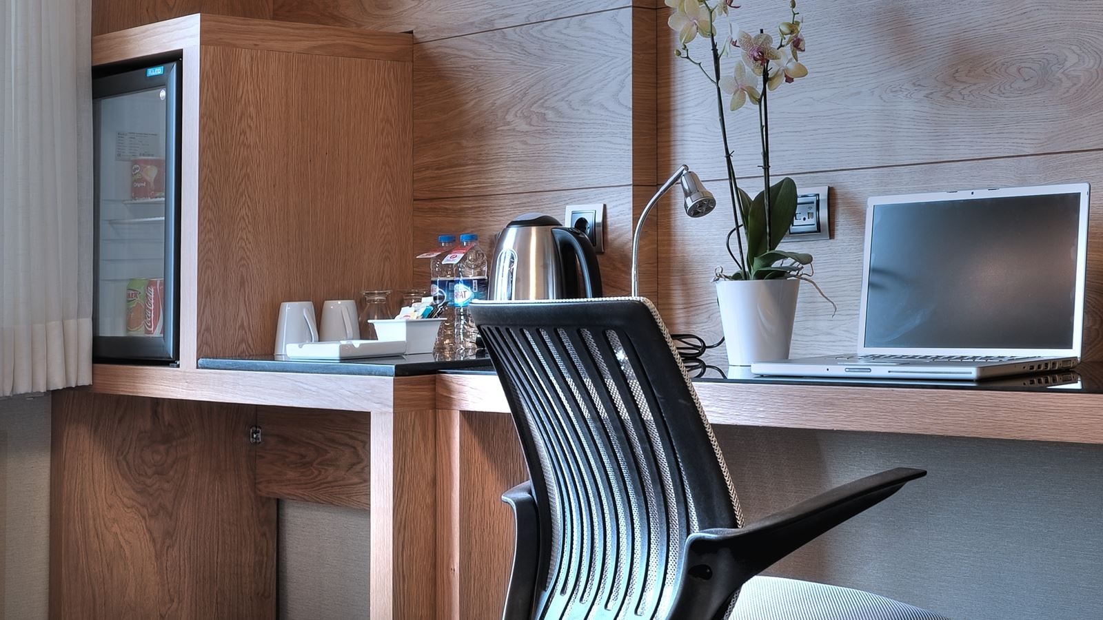 rooms-standard-double-room