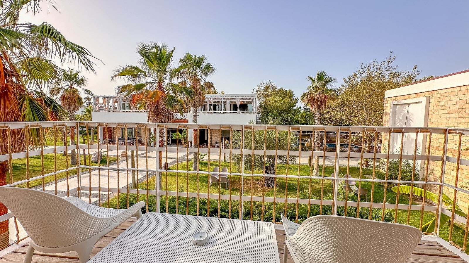 rooms-deniz-manzarali-oda