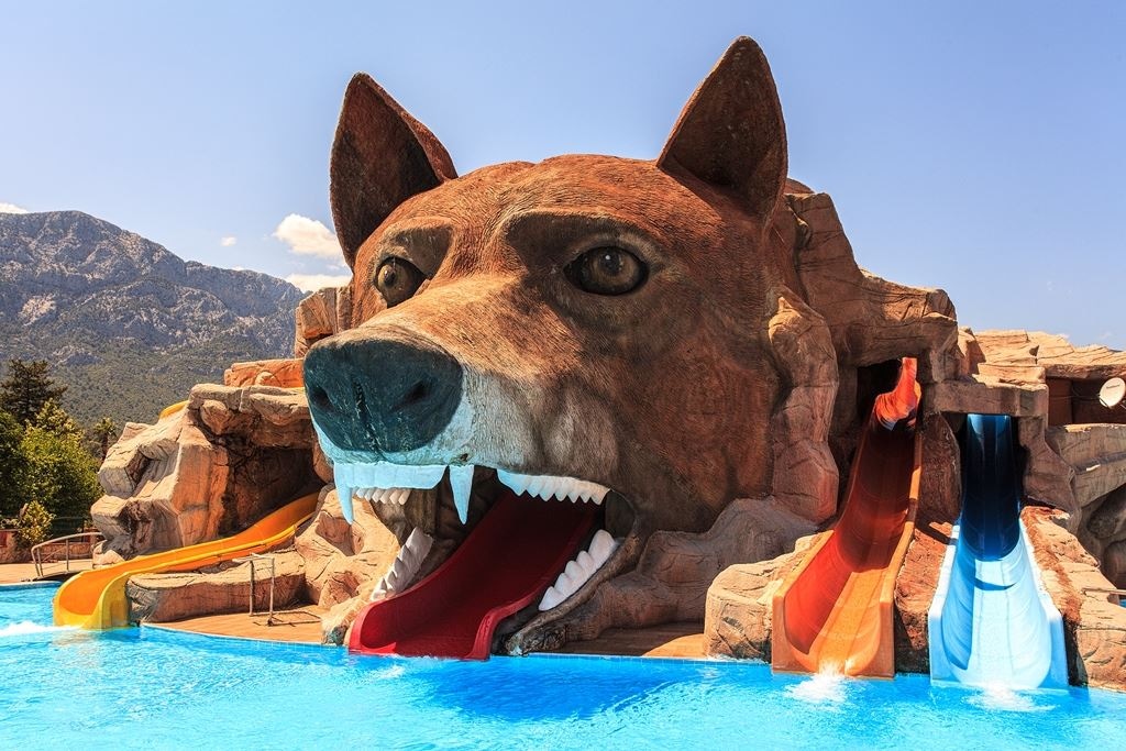 water-park-outdoor-pool