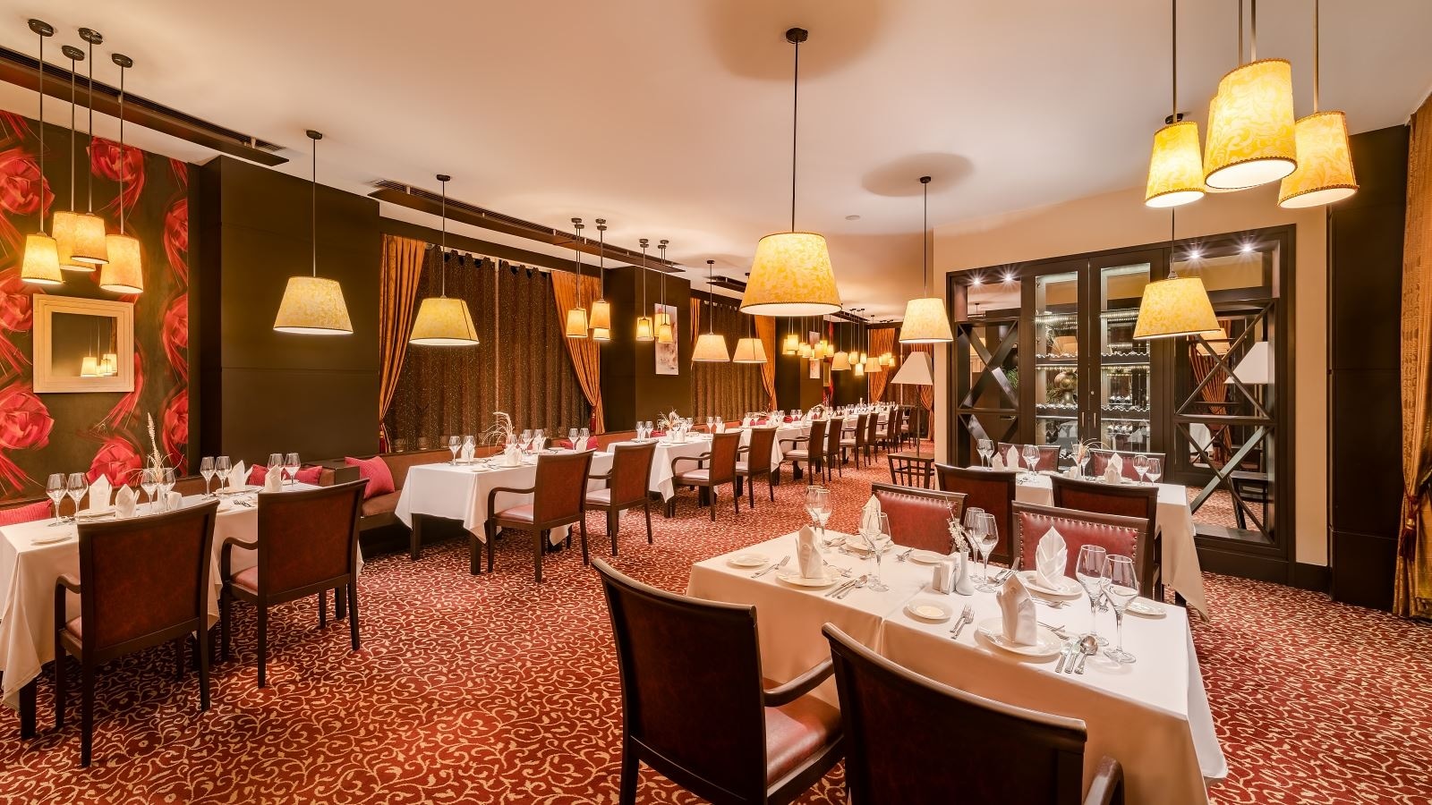 restaurants-main-restaurant