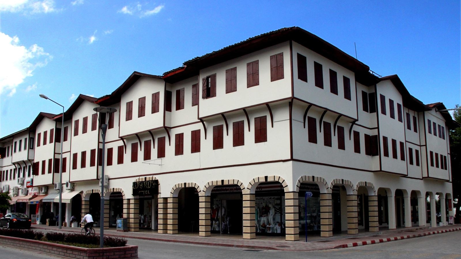 general-main-building