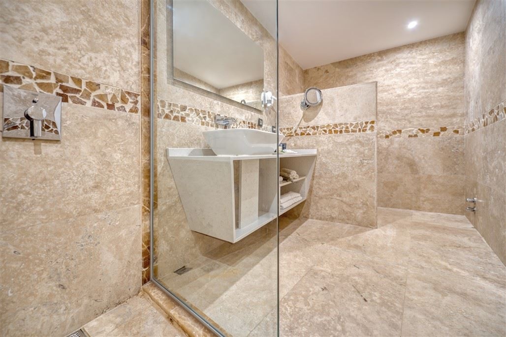 rooms-signature-junior-suite