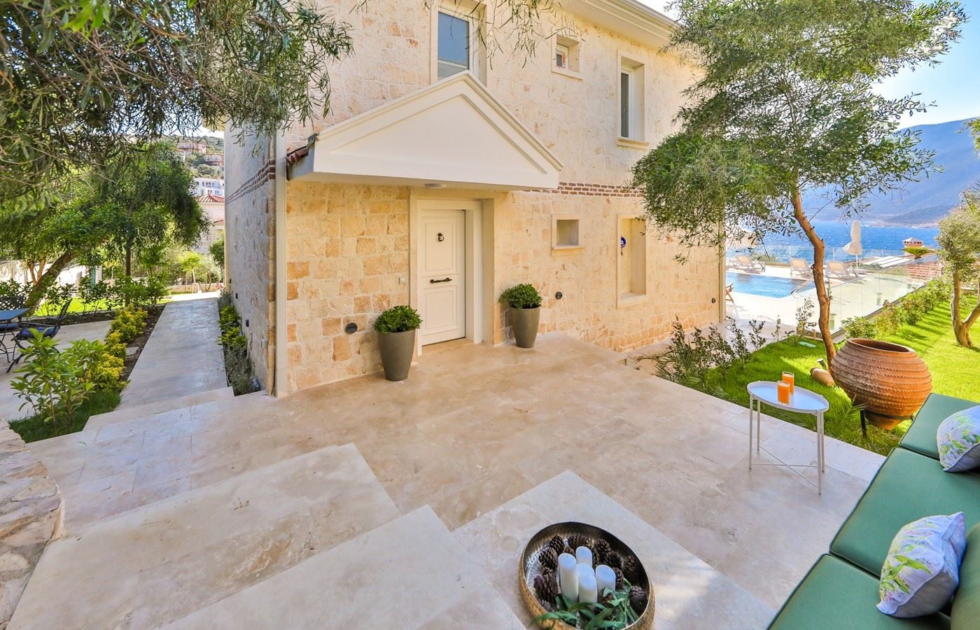 rooms-villa-peninsula-gardens